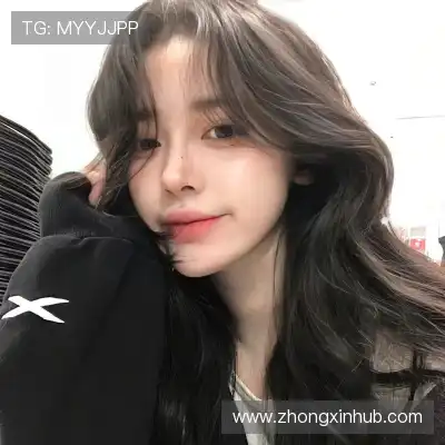 仲灵楚